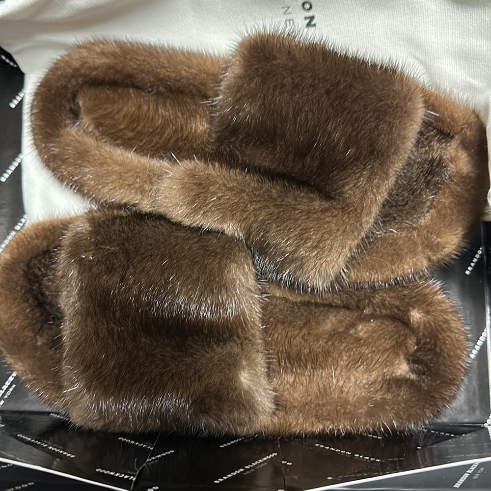 Brandon Blackwood Mink Slipper